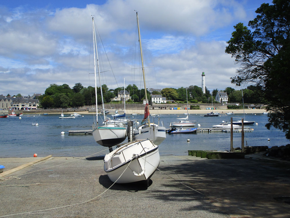 From across the River at de Sainte-Marine